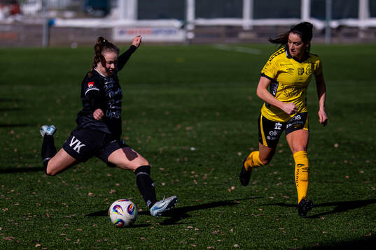 Umeås Elvira Fjällström och Elfsborgs Izabella Bergström