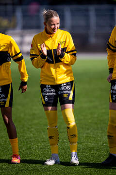 Elfsborgs Hanna Gunnarsson innan fotbollsmatchen i