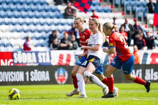 Helsingborgs Anna Thrane Ruud Hansen och Örgrytes Alicia
