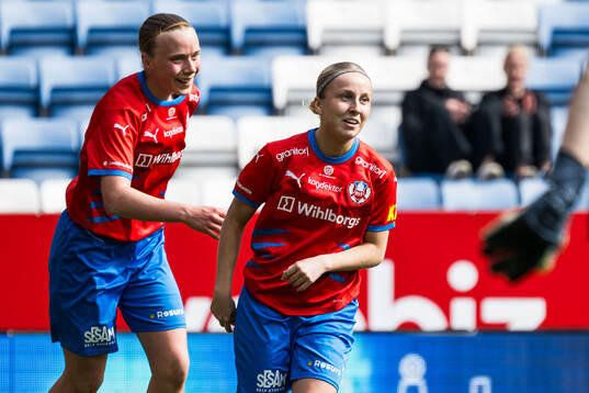 Helsingborgs Cornelia Rahmberg och Ebba Berg jublar