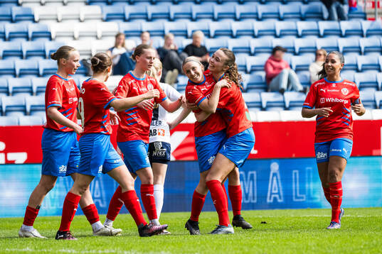 Helsingborgs Ebba Berg jublar