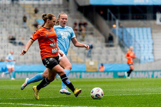 Kristianstads Emma Petrovic och Malmö FFs Sara Kanutte