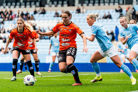 Kristianstads Alice Nilsson och Malmö FFs Mia Persson