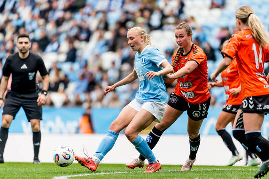 Malmö FFs Stinalisa Johansson och Kristianstads Alexandra