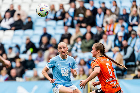 Malmö FFs Stinalisa Johansson och Kristianstads Alexandra