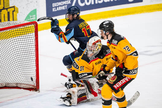 Djurgårdens Viktor Hedlund  gör 1-2