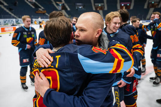 Djurgårdens tränare Nicklas Magnusson och Vilton Ferdfelt