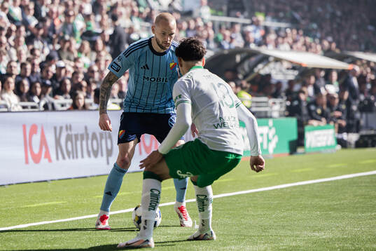 Djurgårdens Adam Ståhl och Hammarbys Sebastian Tounekti