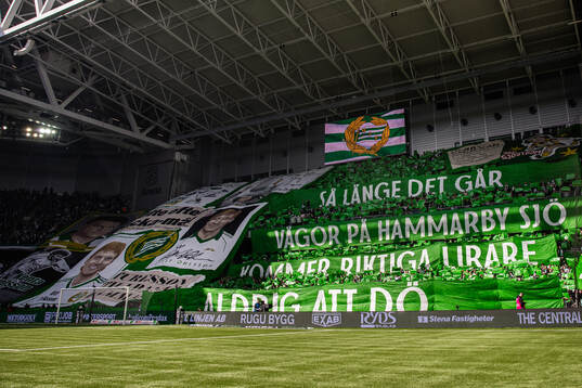Hammarbys supportrar med tifo