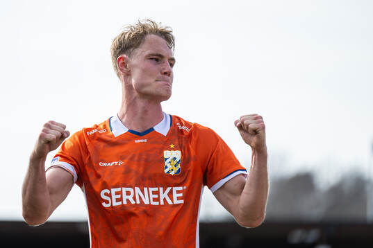 IFK Göteborgs Max Fenger jublar