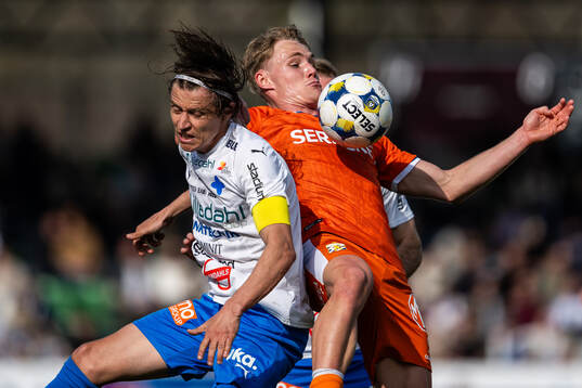 Värnamos Simon Thern och IFK Göteborgs Max Fenger