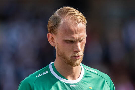 IFK Göteborgs målvakt Pontus Dahlberg vid line-up