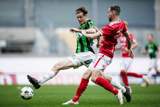 GAISs Axel Henriksson och Degerfors Sebastian Ohlsson