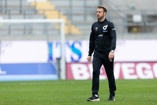Degerfors tränare William Lundin deppar