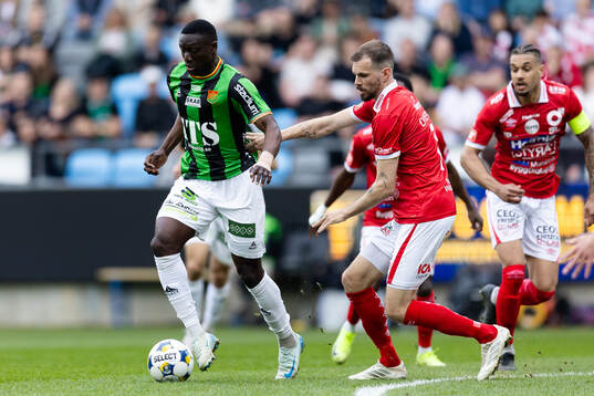 GAIS Ibrahim Diabate och Degerfors Sebastian Ohlsson