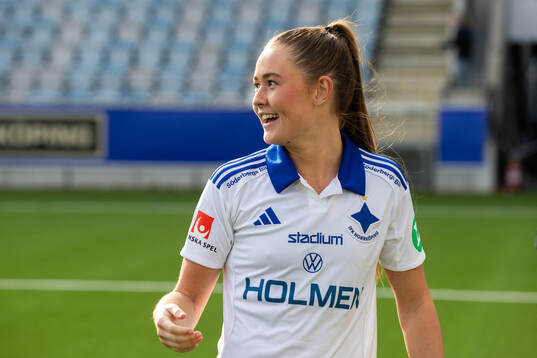 IFK Norrköpings Svea Rehnberg jublar