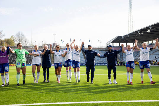 IFK Norrköpings spelare jublar