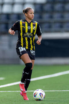 Häckens Felicia Schröder