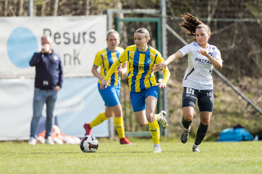 Eskilsminnes Johanna Lindblom och Halmstads Filippa Kollryd