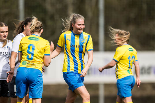 Eskilsminnes Johanna Olsson jublar