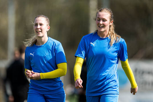 Eskilsminnes Julia Nyberg Spets och Louise Hayden