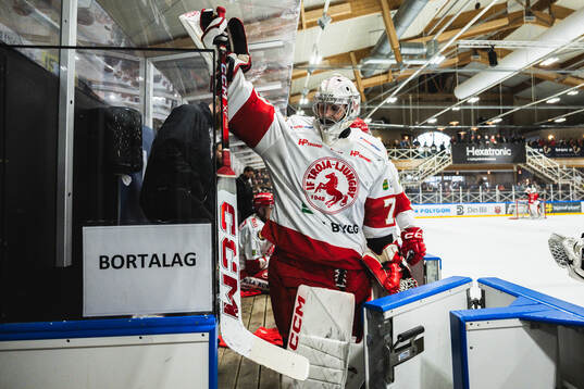 Troja-Ljungbys målvakt Jesper Eliasson byts ut