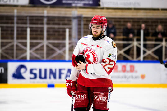 Troja/Ljungbys Isak Salqvist deppar