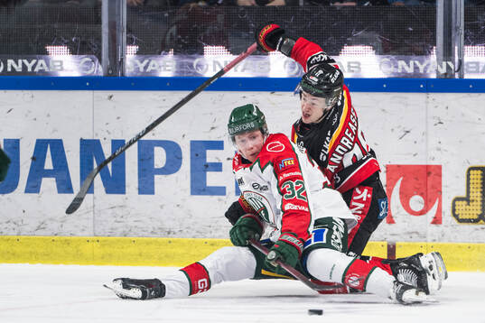 Frölundas Noah Hasa och Luleås Pontus Andreasson