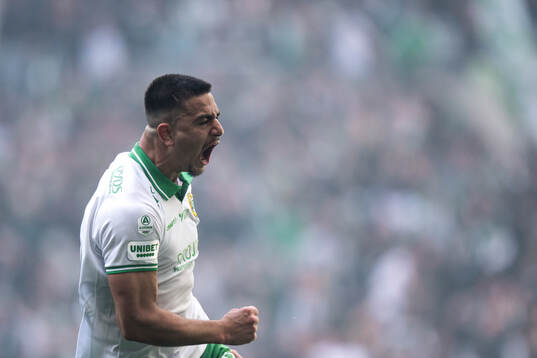 Hammarbys Jusef Erabi jublar
