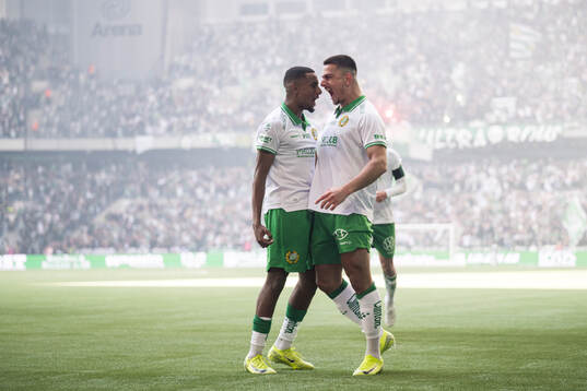 Hammarbys Paulos Abraham och Jusef Erabi jublar