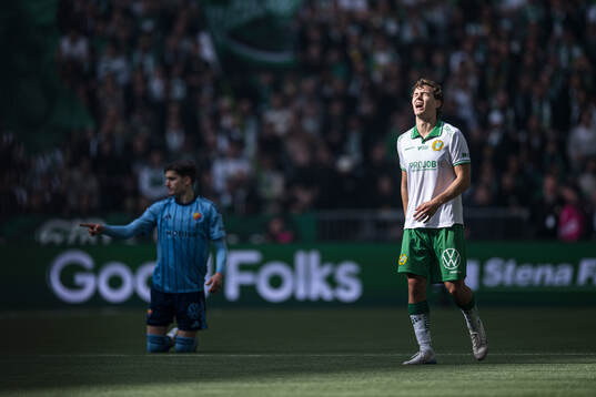 Hammarbys Hampus Skoglund reagerar