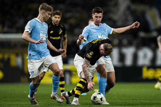 Malmö FFs Hugo Bolin och Lasse Berg Johnsen och AIKs John