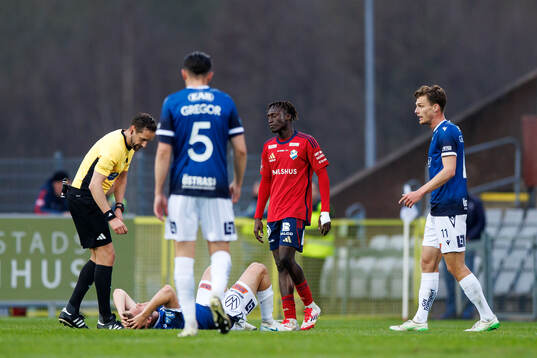 Halmstads Gisli Eyjolfsson med skada