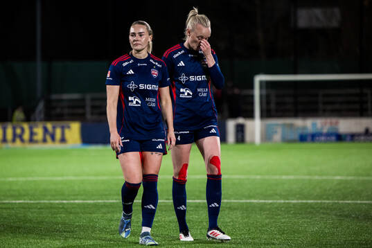 Rosengårds Emma Jansson och Emma Pennsäter deppar