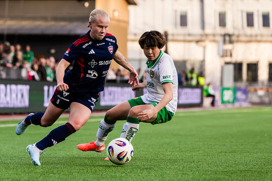 Rosengårds Anni Hartikainen och Hammarbys Asato Miyagawa