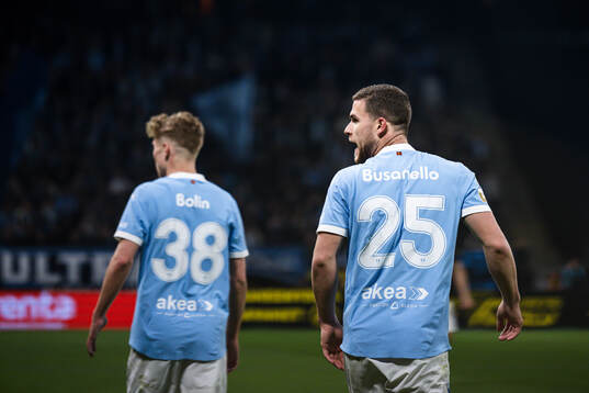 Malmö FFs Hugo Bolin och Gabriel Busanello