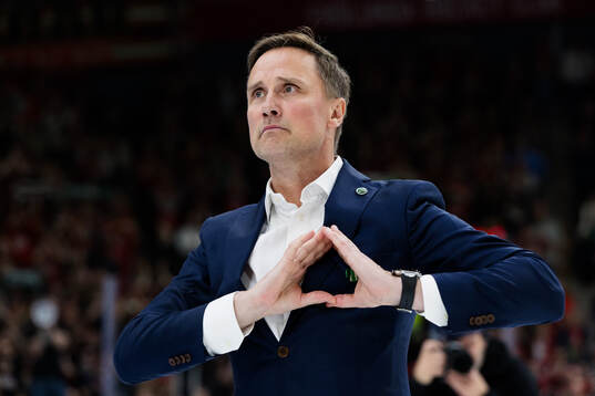 Bläddra bland fler bilder av Ishockey, SHL, Semifinal 6, Frölunda - Luleå