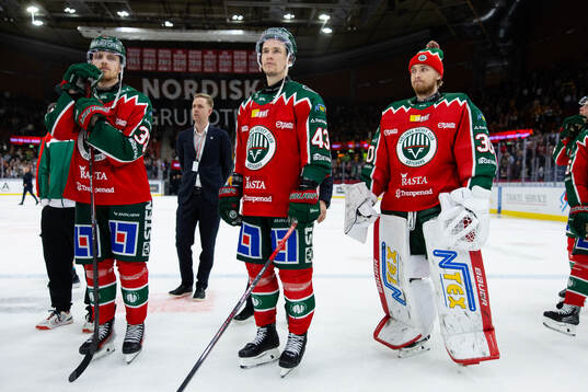 Frölundas Linus Högberg, Tom Nilsson och målvakt Tobias