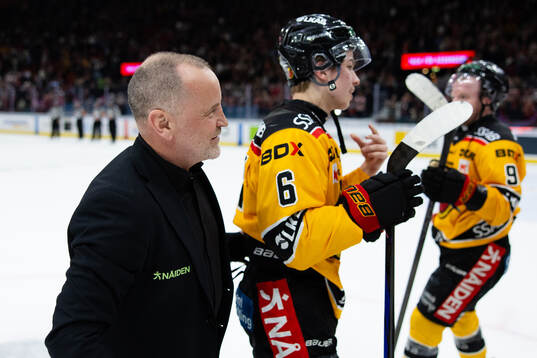Luleås tränare Thomas Berglund och Isac Hedqvist