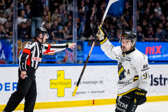 AIKs Gerry Fitzgerald jublar