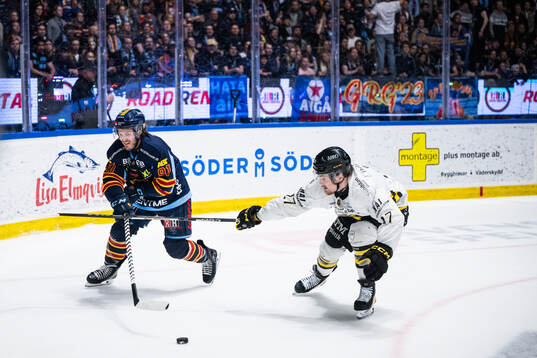 Djurgårdens Tyler Kelleher och AIKs Christoffer Björk