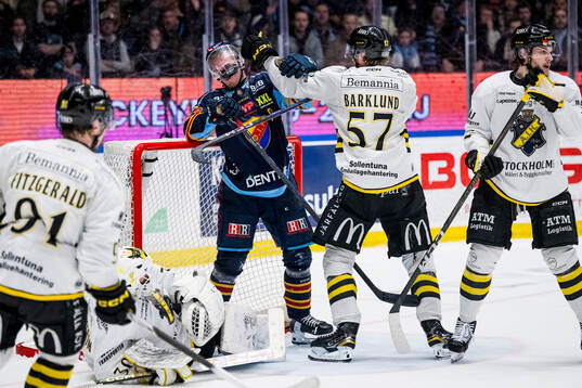 Djurgårdens David Blomgren och AIKs Alfred Barklund