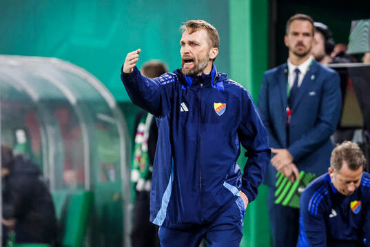 Head coach Jani Honkavaara of Djurgården
