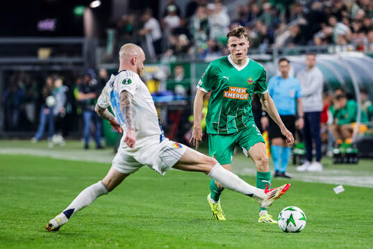Adam Ståhl of Djurgården and Benjamin Böckle of Rapid