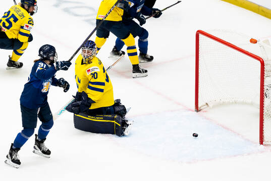 Emma Söderberg of Sweden looks dejected