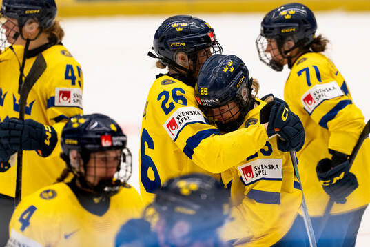 Hanna Olsson and Lina Ljungblom of Sweden looks dejected