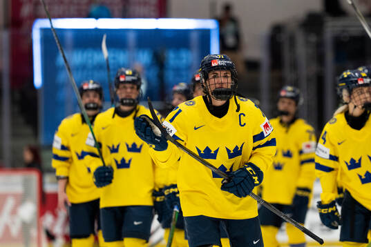 Anna Kjellbin of Sweden looks dejected