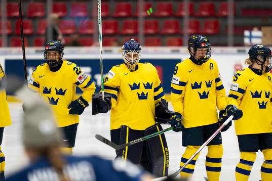 Hanna Thuvik, Emma Söderberg, Sara Hjalmarsson and Lina