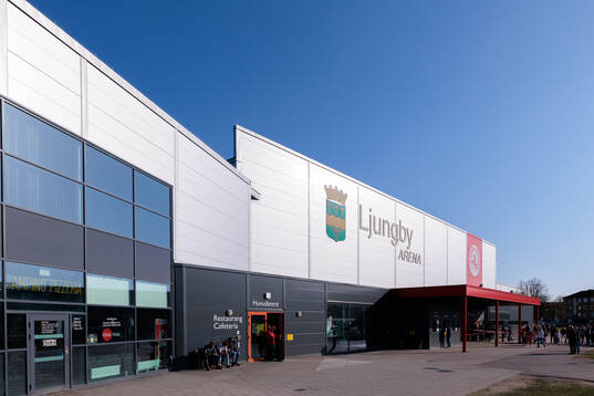 Exteriör vy av Ljungby arena
