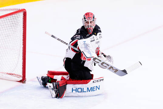 Hudiksvalls målvakt Adam Ohre